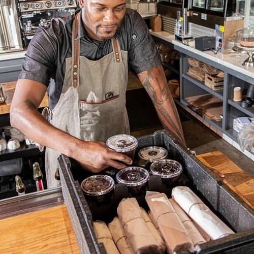 Geïsoleerde transportbox inh. 26 ltr. bovenlader epp140 zwart (110) Cambro