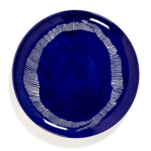 ASSIETTE L DIAM. 26,5 cm. VAISSELLE FEAST COULEUR BLEU/BLANC PAR OTTOLENGHI SERAX