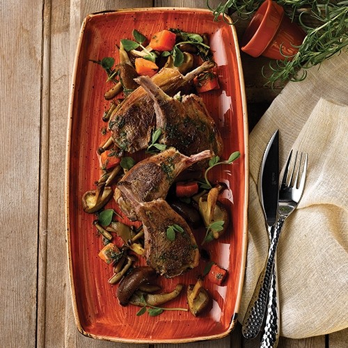 Bord rechthoekig kleur Spiced Orange afm. 35x18,5cm. Churchill Stonecast