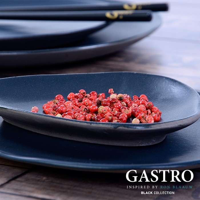 SERVING PLATE OVAL DIM. 22x16CM. BLACK - GASTRO BY RON BLAAUW